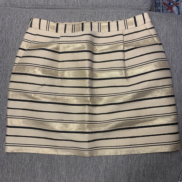 Gold and beige mini skirt - Picture 2 of 4